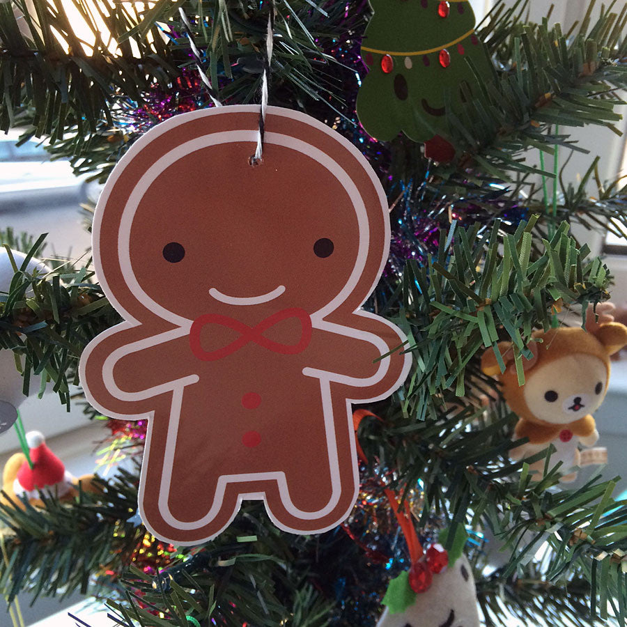 The assembled ornament hanging on a Christmas tree